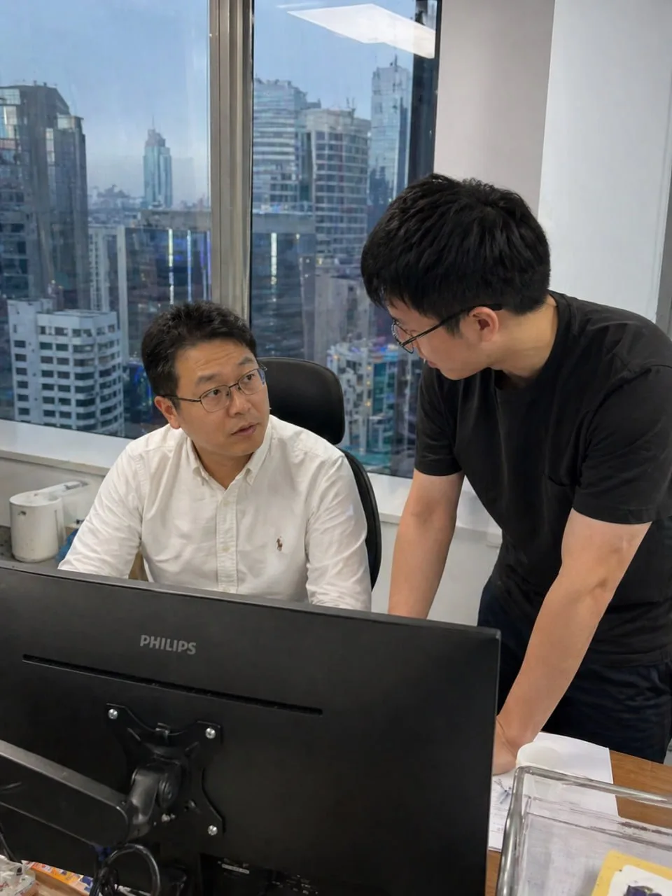 EverFlow Tech team at work in Hong Kong